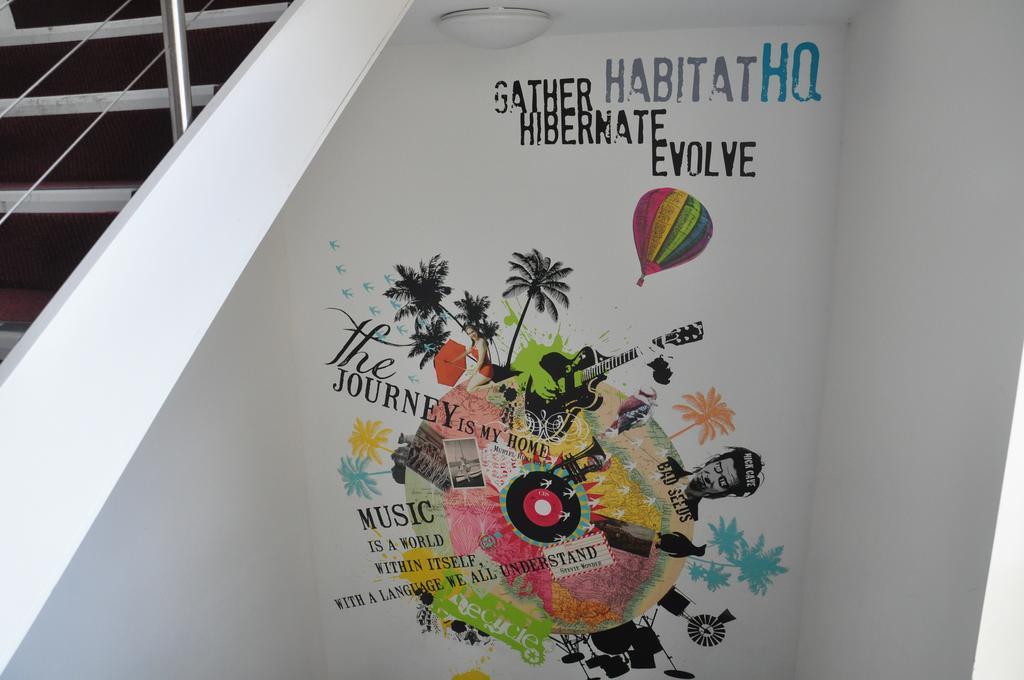 Habitat Hq Hostel Мелбърн Екстериор снимка